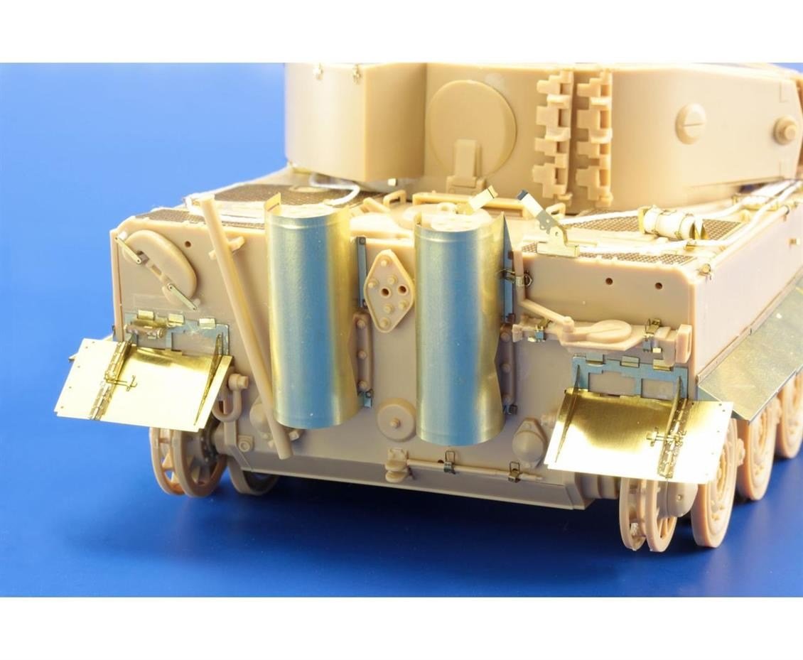 Academy 13314 1/35 Ölçek, Tiger-I Geç Dönem Tankı, Plastik Model Kiti
