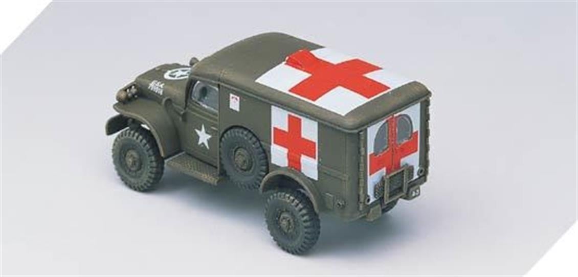 Academy 13403 1/72 Ölçek, Amerikan Ambulans ve Çekici Demonte, Plastik Maket Seti