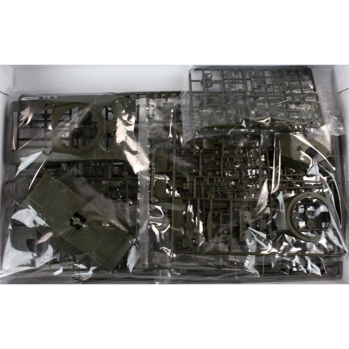 Academy 13500 1/35 Ölçek, Amerikan Kara Kuvvetleri M4A3 76mm Sherman Orta Tankı, Plastik Model Kiti