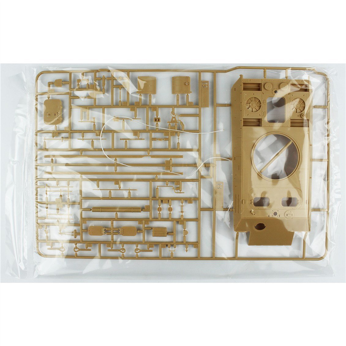 Academy 13529 1/35 Pz.Kpfw.V Panther Ausf.G (Ver.Early) Tankı, Plastik Model Kiti