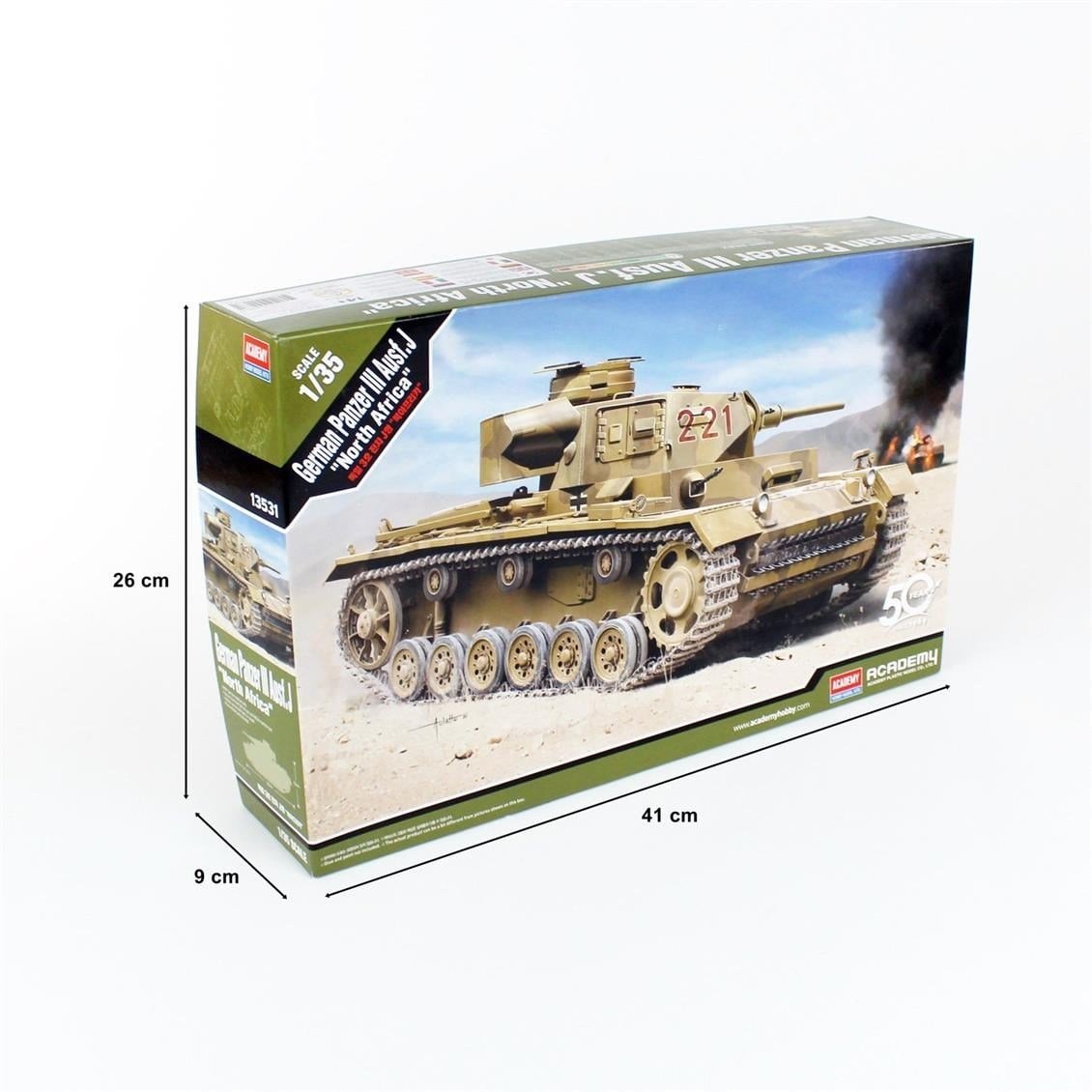 Academy 13531 1/35 Ölçek, German Panzer III Ausf.J (North Africa) Tankı, Plastik Model Kiti