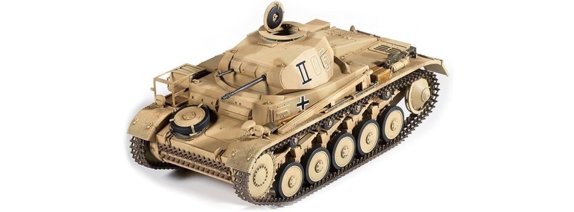 Academy 13535 1/35 Ölçek, German Panzer II Ausf.F (North Africa) Tankı, Plastik Model Kiti