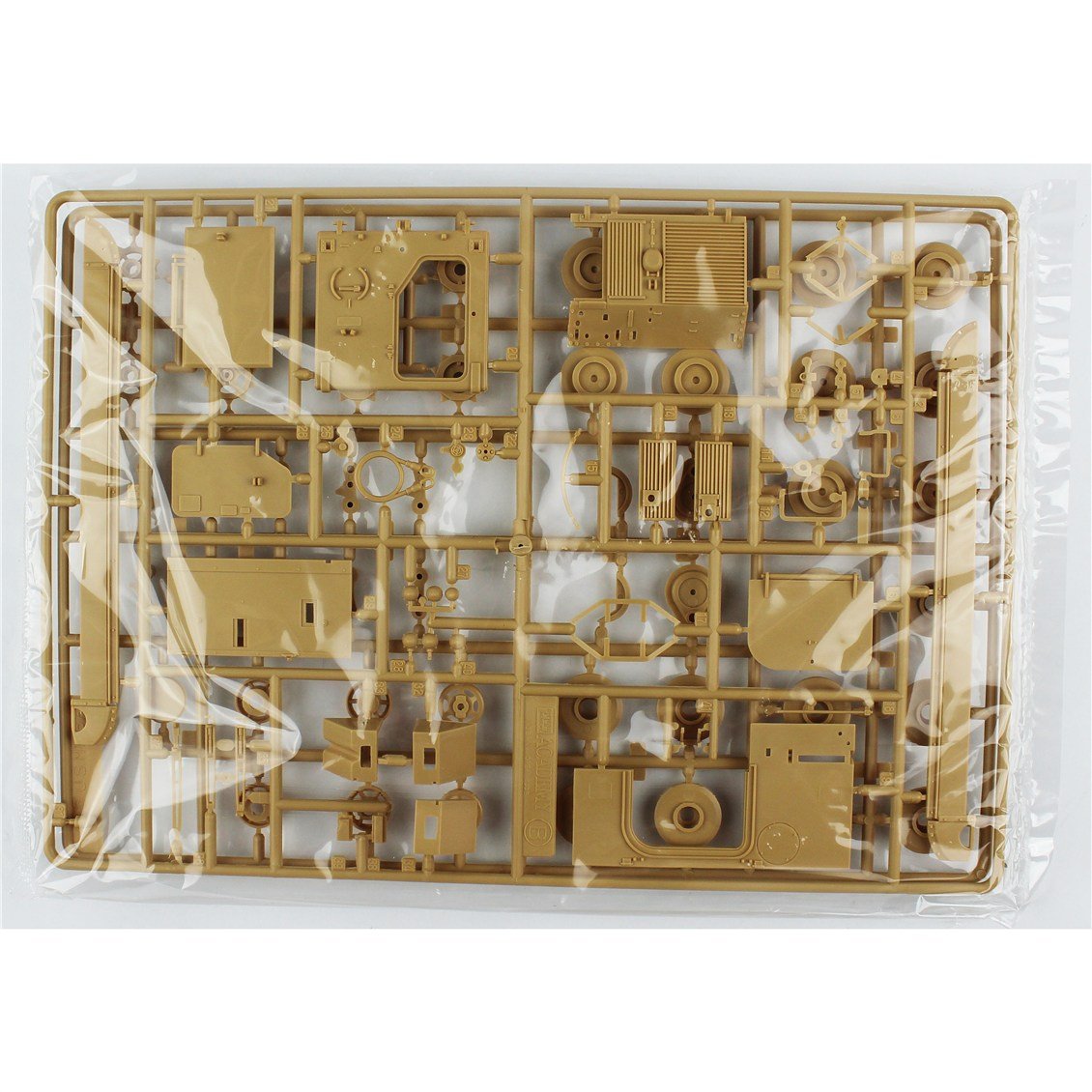 Academy 13557 1/35 M113 Zelda APC Zırhlı Personel Taşıyıcı, Plastik Model Kiti