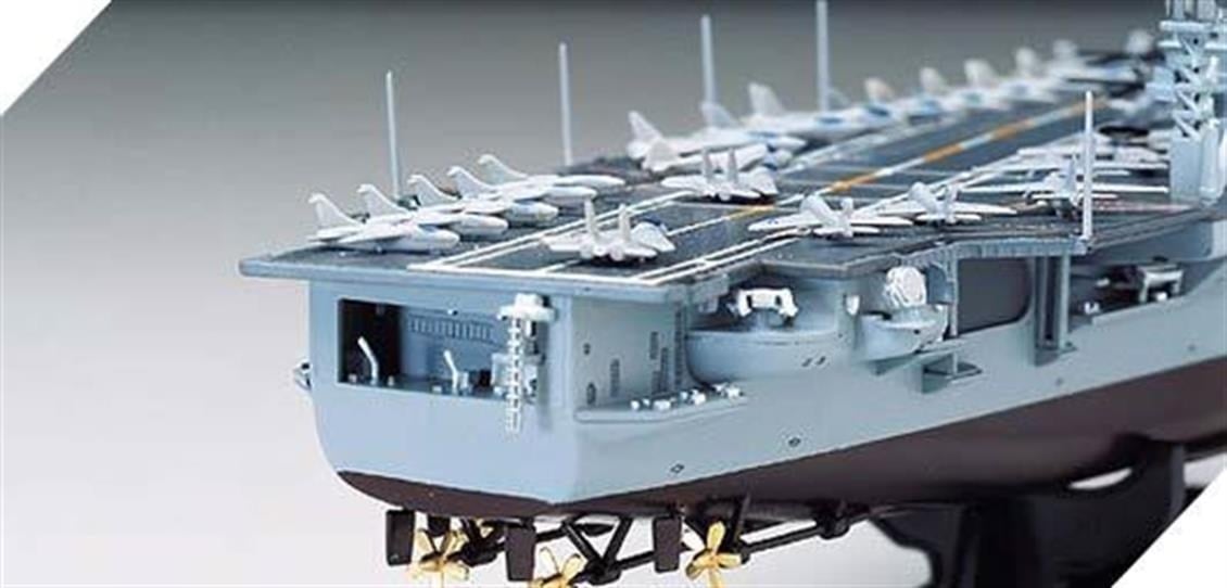 Academy 14210 1/800 Ölçek, U.S.S. CV-63 Kitty Hawk Savaş Gemisi, Plastik Model Kiti