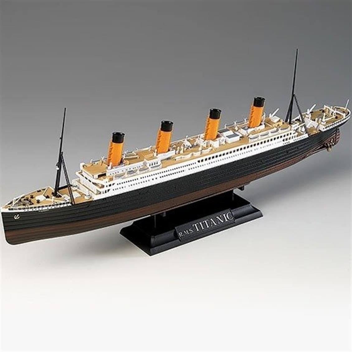 Academy 14214 1/700 Ölçek, R.M.S. Titanik Transatlantik Yolcu Gemisi, Plastik Model Kiti