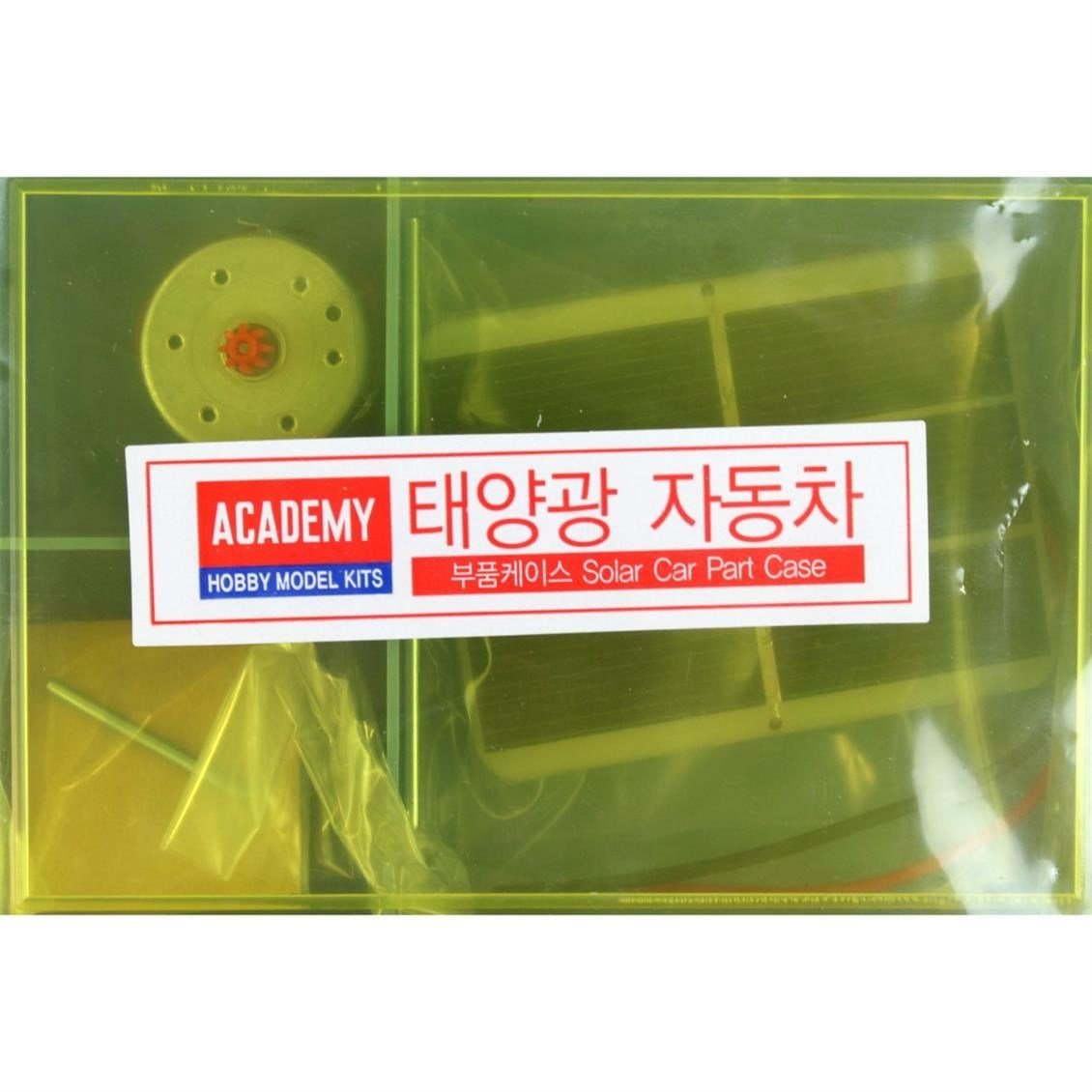 Academy 18114 Güneş enerjisi ile çalışan araba kiti, Plastik Model Kiti