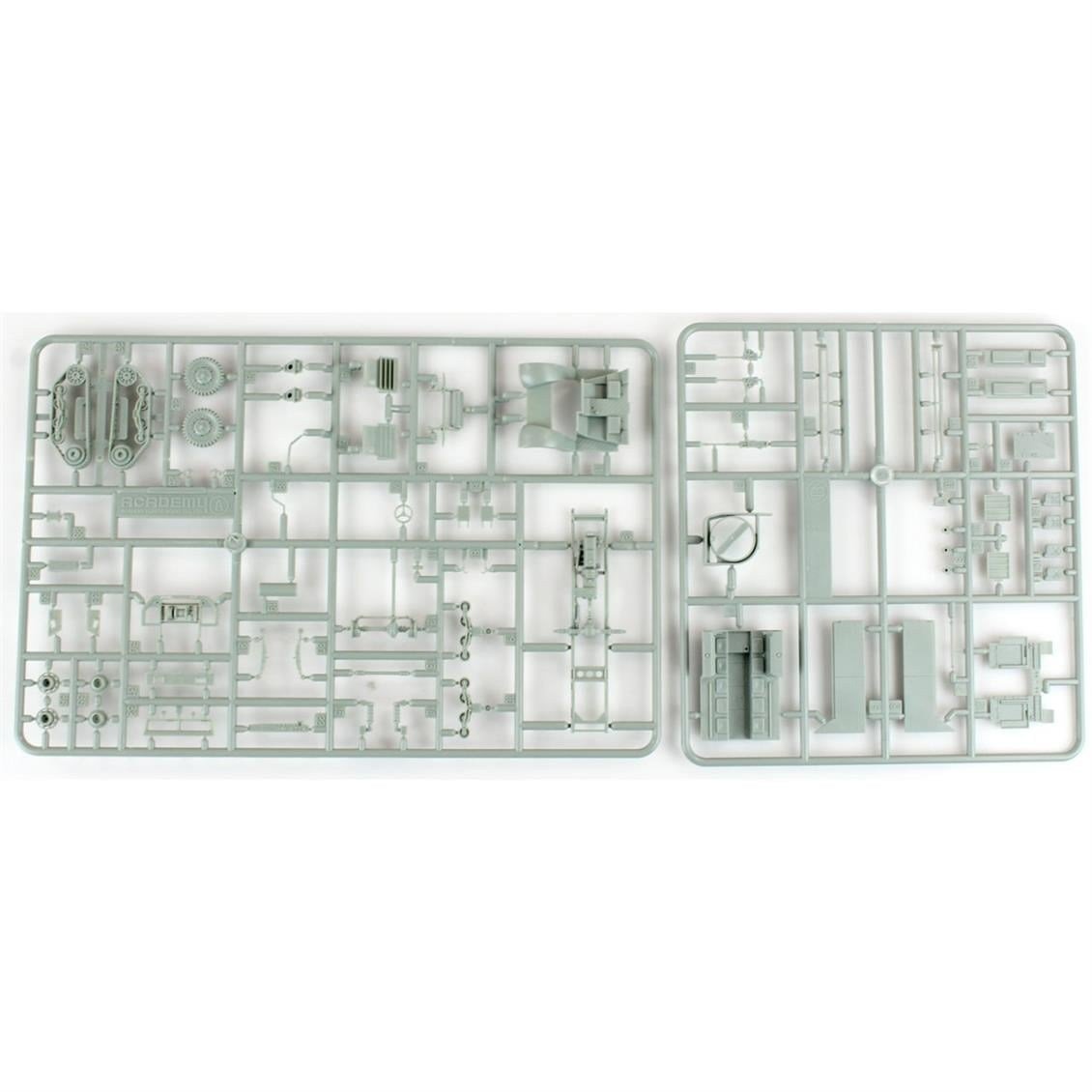 Academy 72013 1/72 Ölçek, Amerikan M3 Yarı Paletli Tankı, Plastik Model Kiti