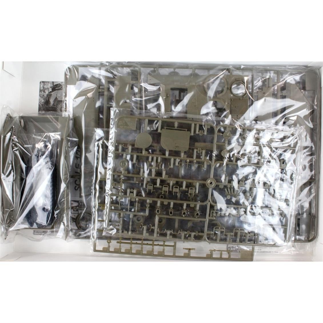 AFV Club AF35016 1/35 Ölçek, YPR-765 NATO AIFV Amoured Infantry Fighting Vehicle (25mm cannon) Tank, Plastik Model kiti
