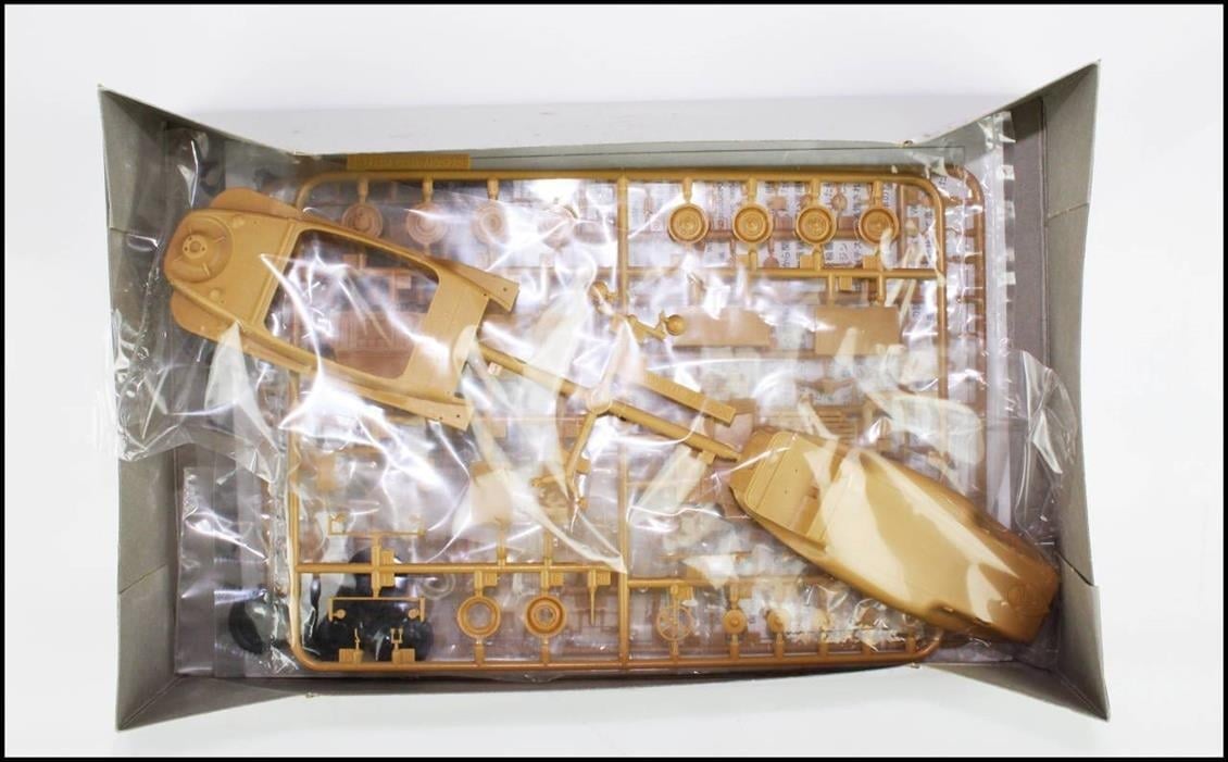 AFV Club AF35228 1/35 Ölçek, VW128 Schwimmwagen Askeri Araç, Plastik Model kiti