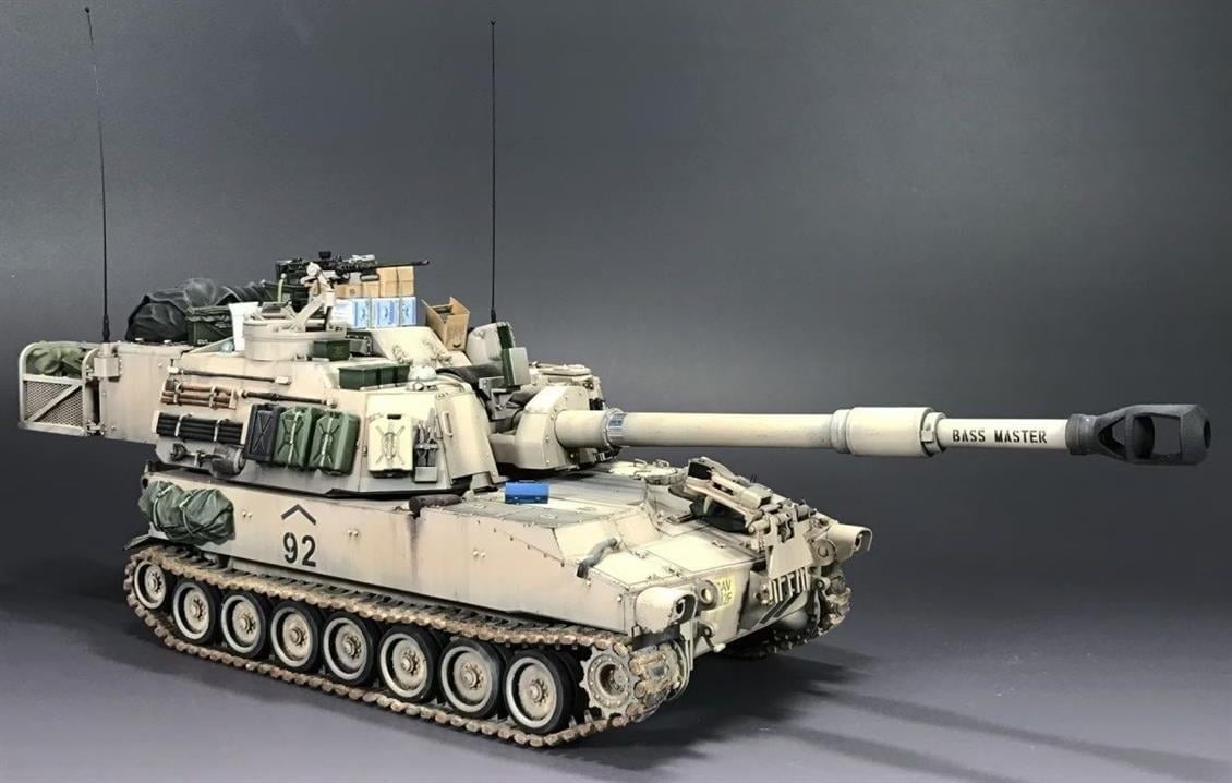 AFV Club AF35248 1/35 Ölçek, M109A6 HOWITZER Paladin Obüsü, Plastik Model kiti