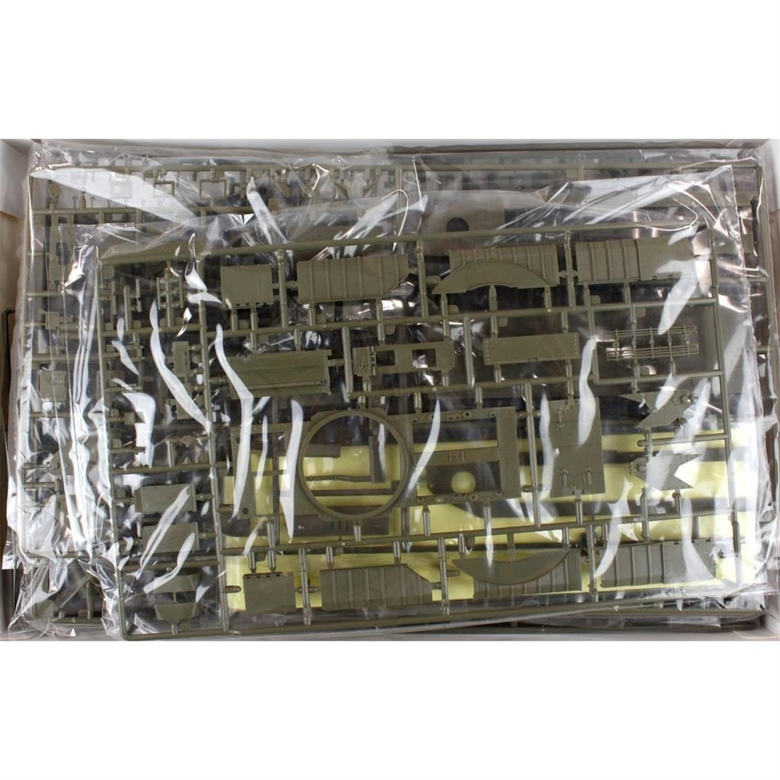AFV Club AF35274 1/35 Ölçek, Churchill Mk.III Type D Carpet Layer Tank, Plastik Model kiti