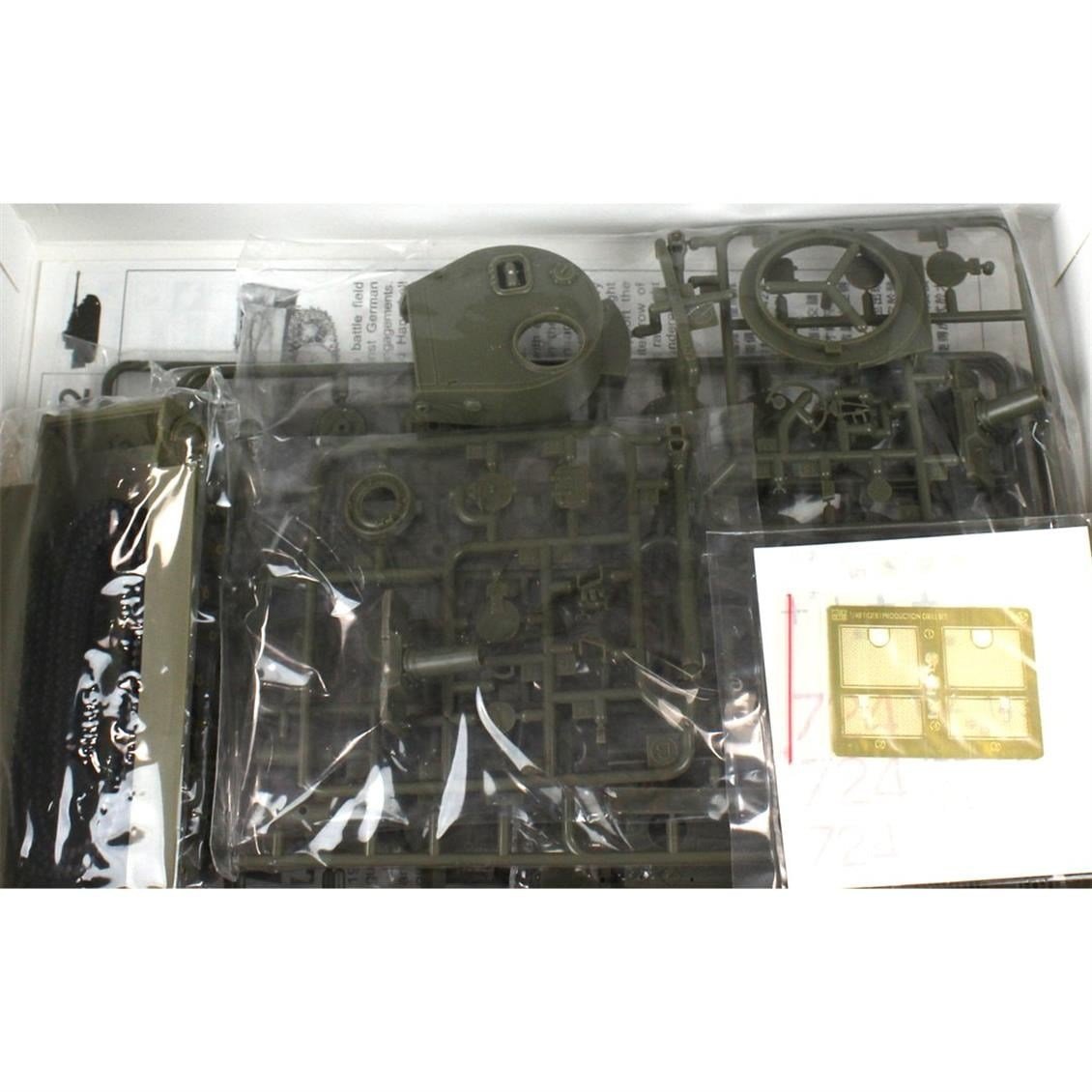 AFV Club AF48002 1/48 Ölçek, Tiger I Erken Dönem Tankı, Plastik Model kiti