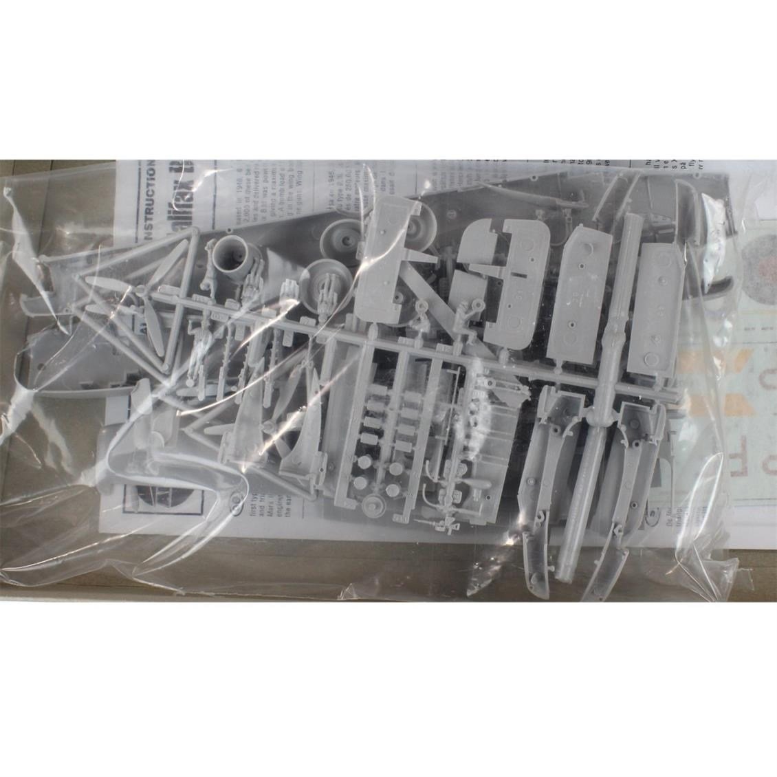 Airfix A06013 1/72 Ölçek, Hp Halifax B III
