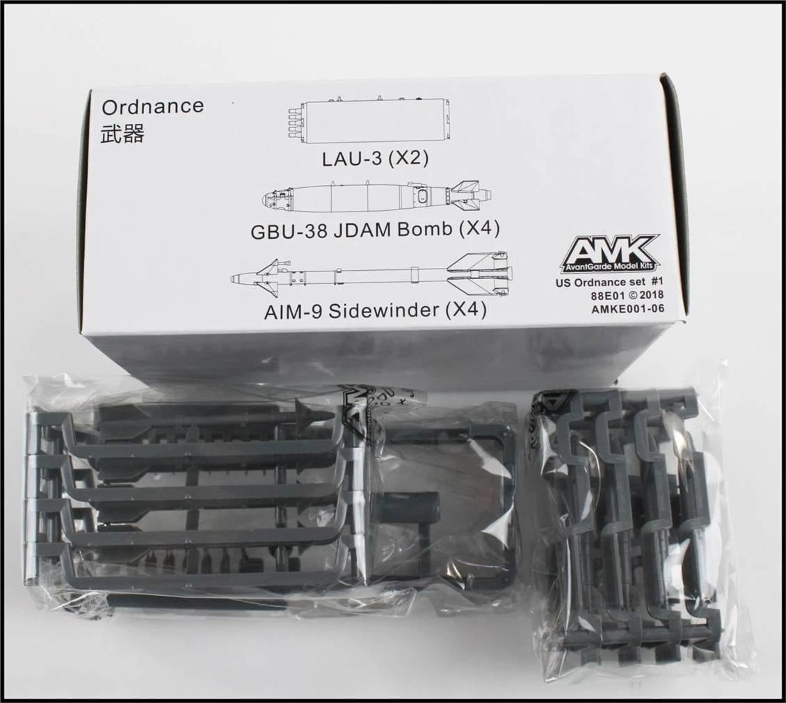 AMK 88E01 1/48 Ölçek, Amerikan Savaş Uçakları İçin Mühimmat Seti, Plastik Model kiti
