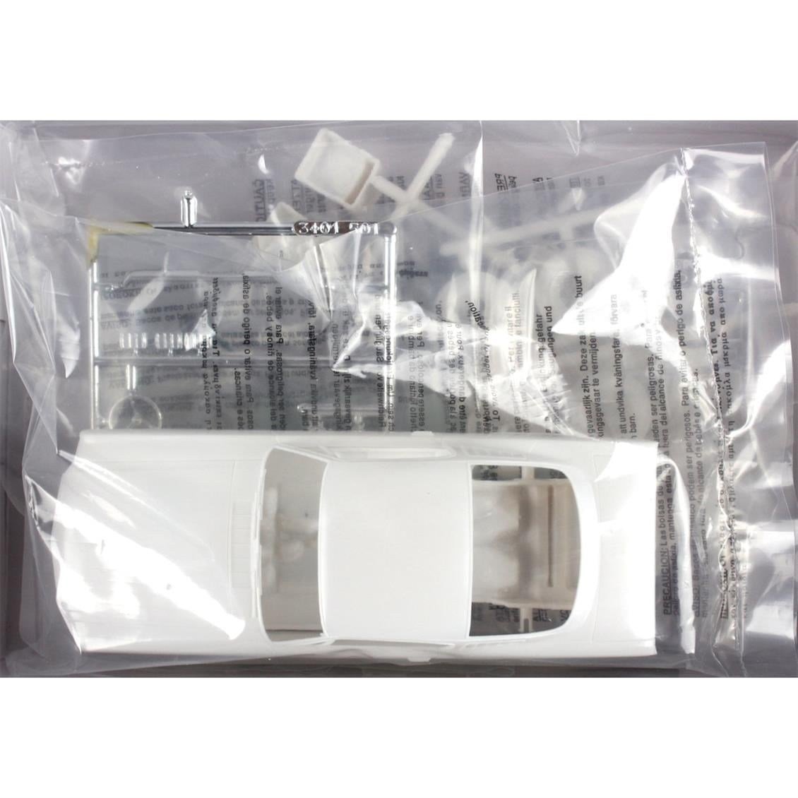 AMT 1042 1/32 Ölçek, 1965 Ford Mustang Fastback Araba, Plastik Model kiti