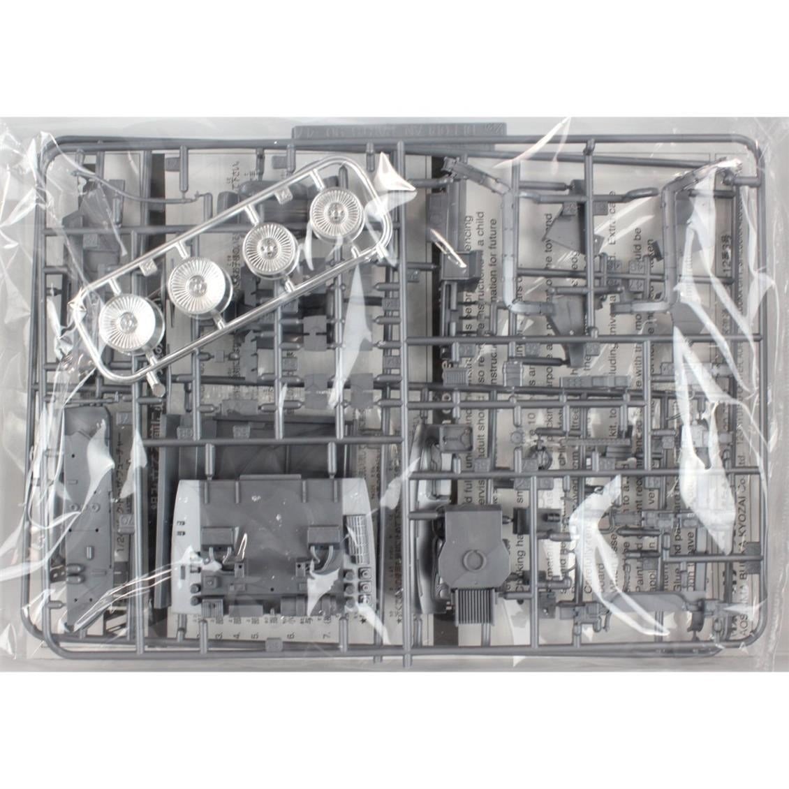 Aoshima 01186 1/24 Ölçek, Back To The Future Derolean From Part I, Plastik Model kiti