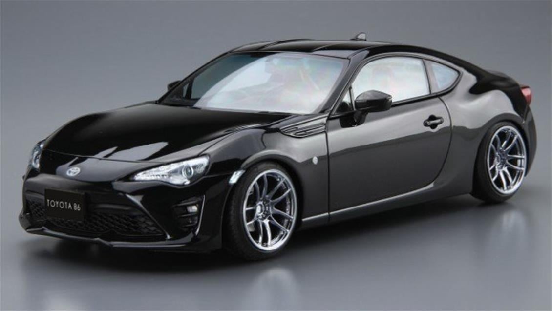 Aoshima 05179 1/24 Ölçek, Toyota Zn6 Toyota86 16 With Custom Wh, Plastik Model kiti