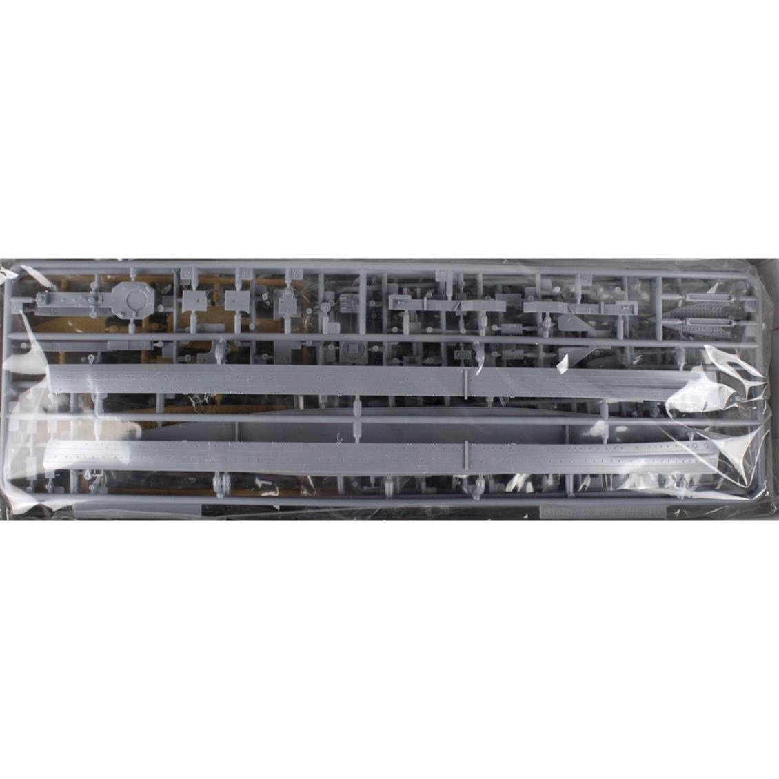 Aoshima 05266 1/700 Ölçek, British Heavy Cruiser, Plastik Model kiti