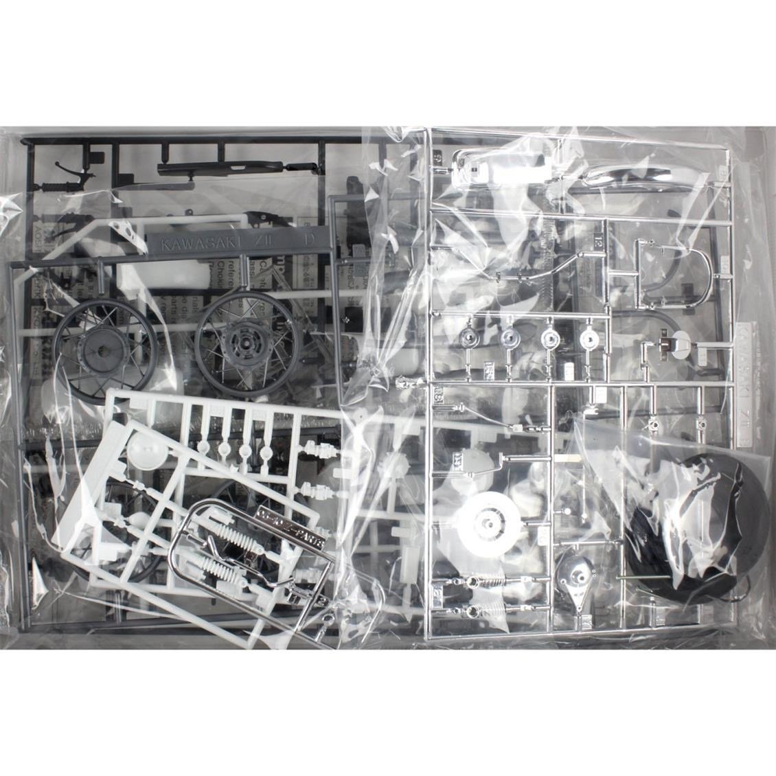Aoshima 05298 1/12 Ölçek, Kawasaki 750Rs (Z2), Plastik Model kiti