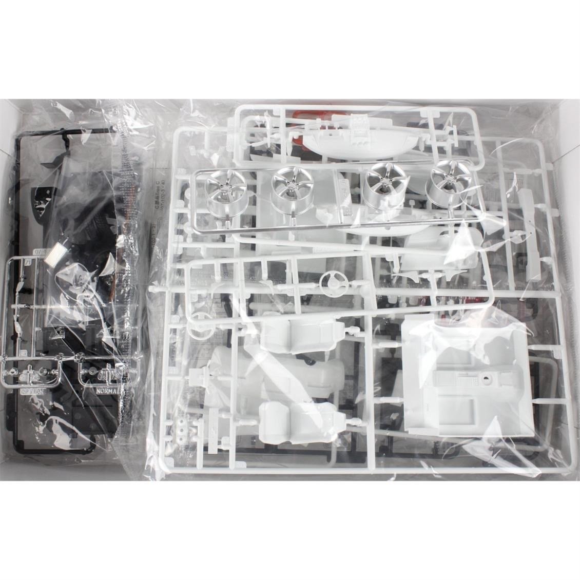 Aoshima 05308 1/24 Ölçek, Nissan Z33 Fairladyz Version St 07, Plastik Model kiti