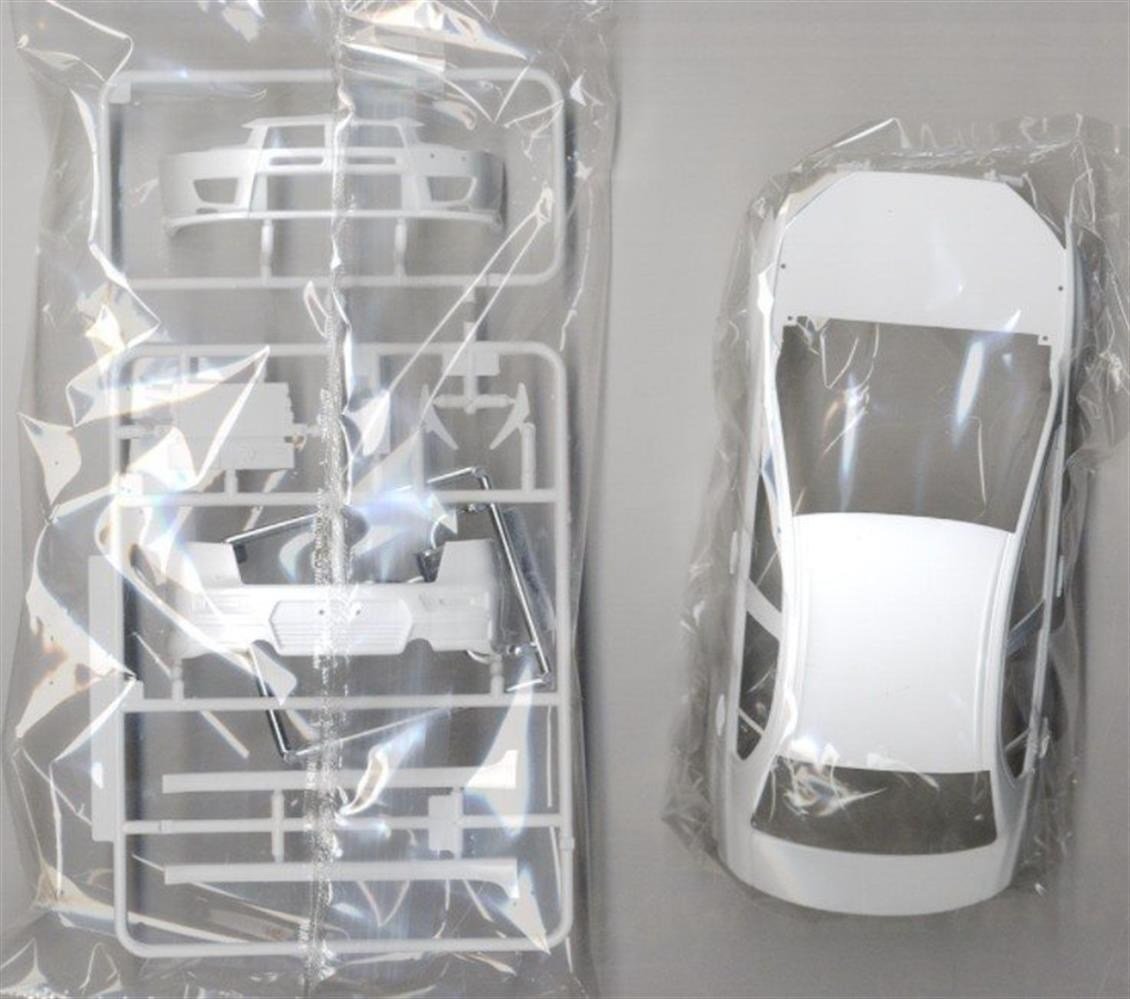 Aoshima 05320 1/24 Ölçek, C-West Cz4A Lancer Evolution X 07 Mitsu, Plastik Model kiti