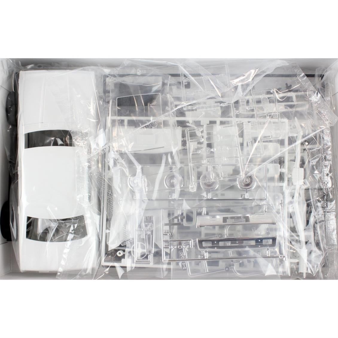 Aoshima 05353 1/24 Ölçek, Nissan P332 Cedric/Gloria 4Ht280E Broug, Plastik Model kiti
