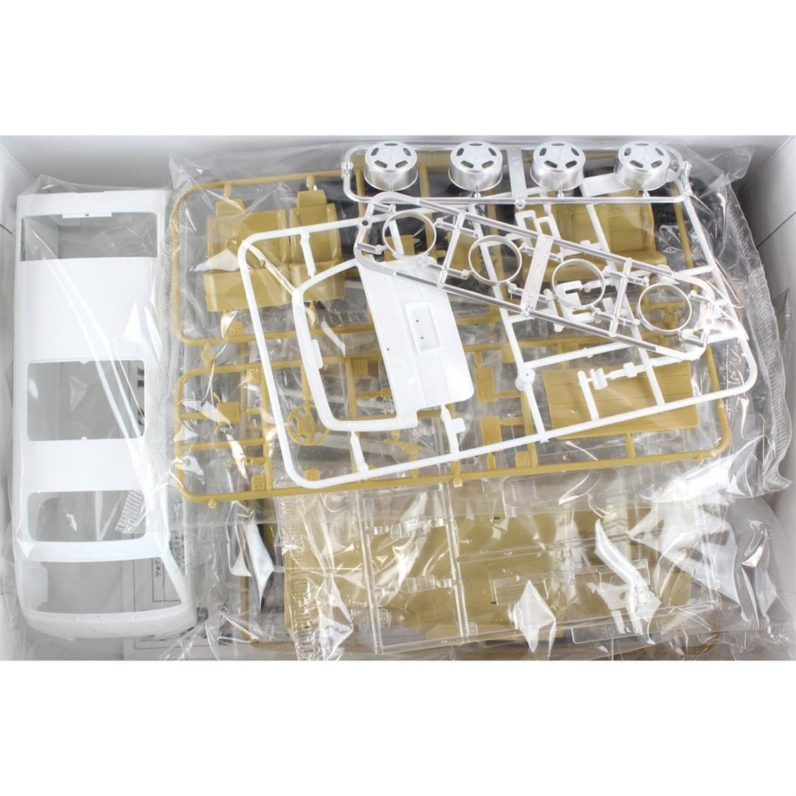 Aoshima 05356 1/24 Ölçek, Azmax Kzh100 Hiace 99 Toyota, Plastik Model kiti