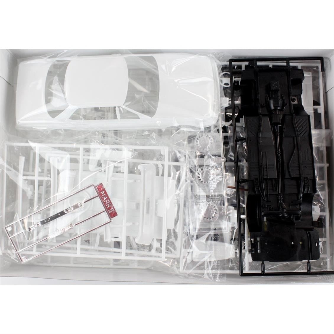 Aoshima 05484 1/24 Ölçek, Toyota Gx81 Mark2 2.0 Grande Twincam24, Plastik Model kiti