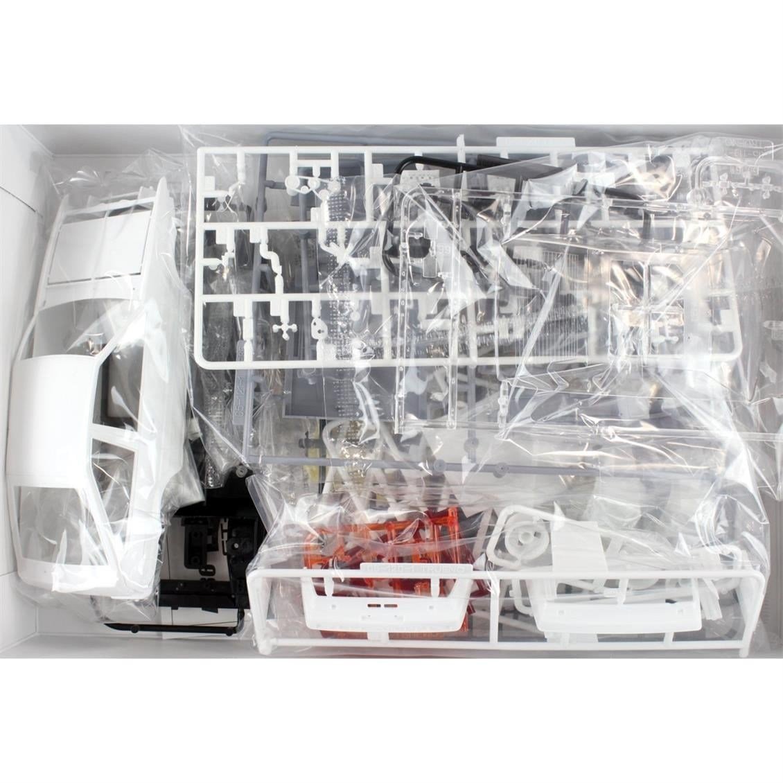 Aoshima 05594 1/24 Ölçek, Toyota Ae86 Sprinter Trueno Gt-Apex '84, Plastik Model kiti