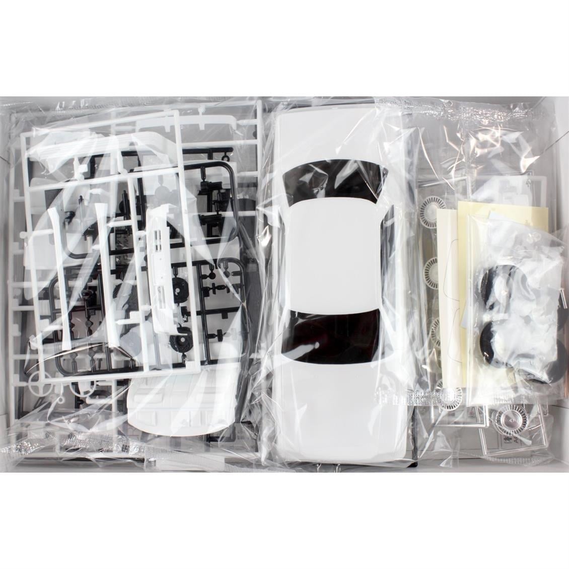 Aoshima 05595 1/24 Ölçek, Toyota Uzs131 Crown Royalsaloon G '89, Plastik Model kiti