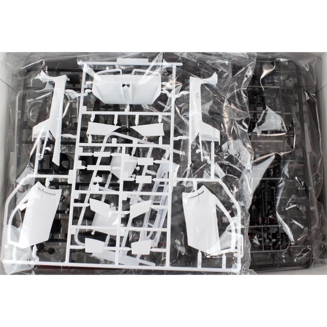 Aoshima 05599 1/24 Ölçek, Pagani Huayra Pacchetto Tempesta, Plastik Model kiti