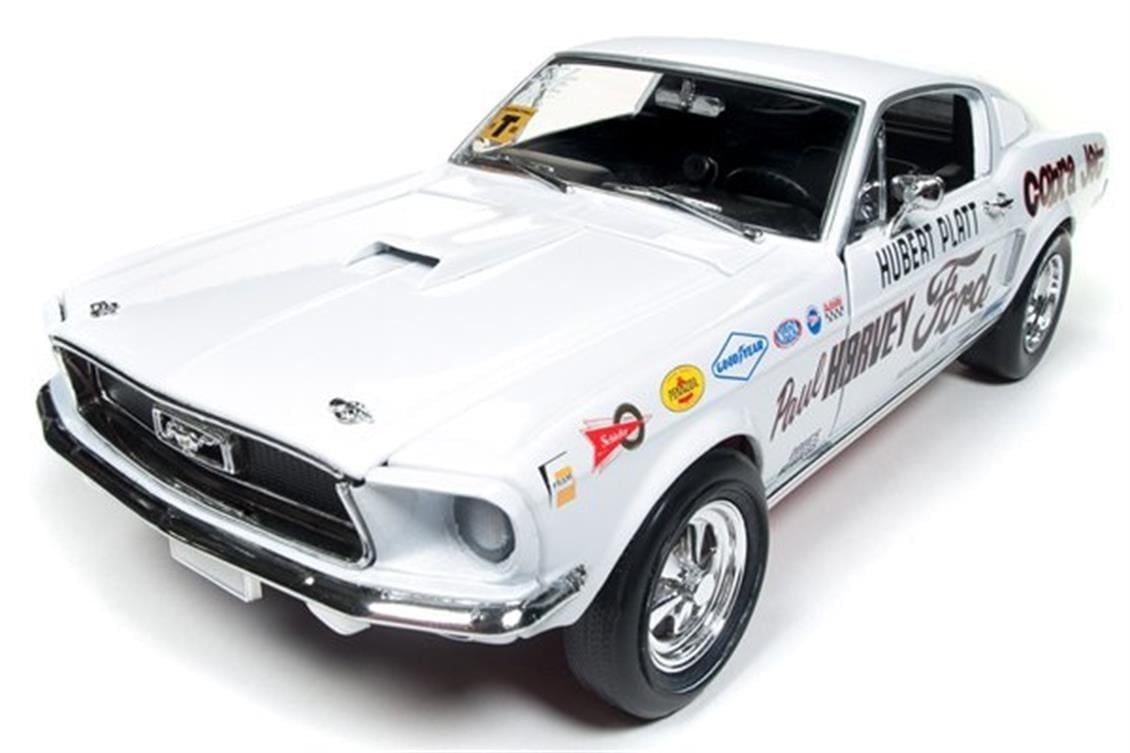 Autoworld 247 1/18 Ölçek, 1968 Ford Mustang (Hubert Platt), Beyaz, Sergilemeye Hazır Metal Araba Modeli
