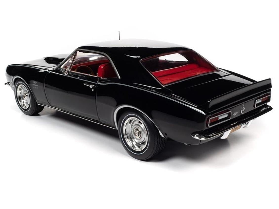 AutoWorld AMM1247 1/18 Ölçek, 1967 Chevy Camaro (Yenko), Tuxedo Black, Sergilemeye Hazır Metal Araba Modeli