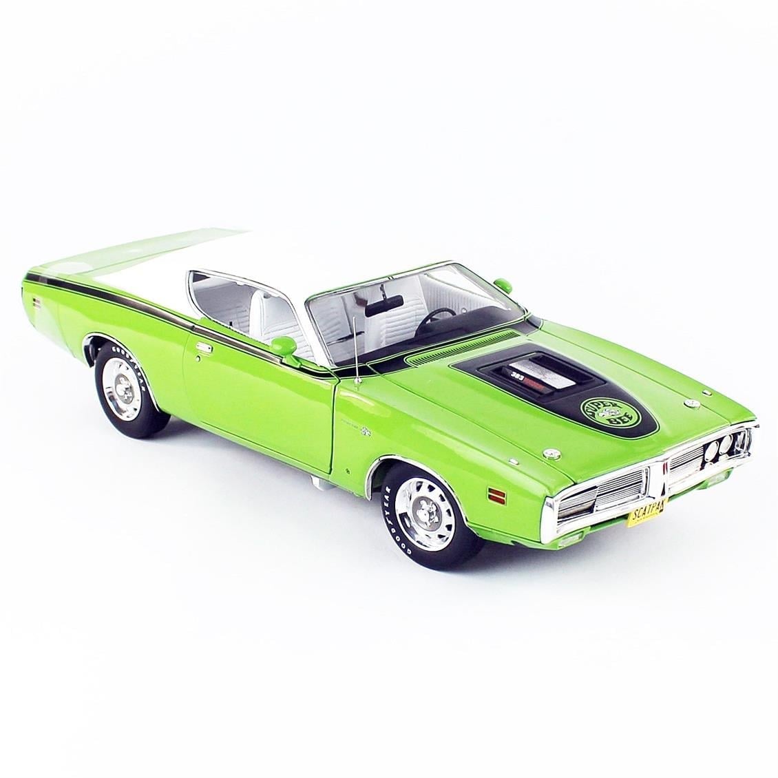 AutoWorld AMM1260 1/18 Ölçek, 1971 Dodge Charger SB CO71, Green White, Sergilemeye Hazır Metal Araba Modeli