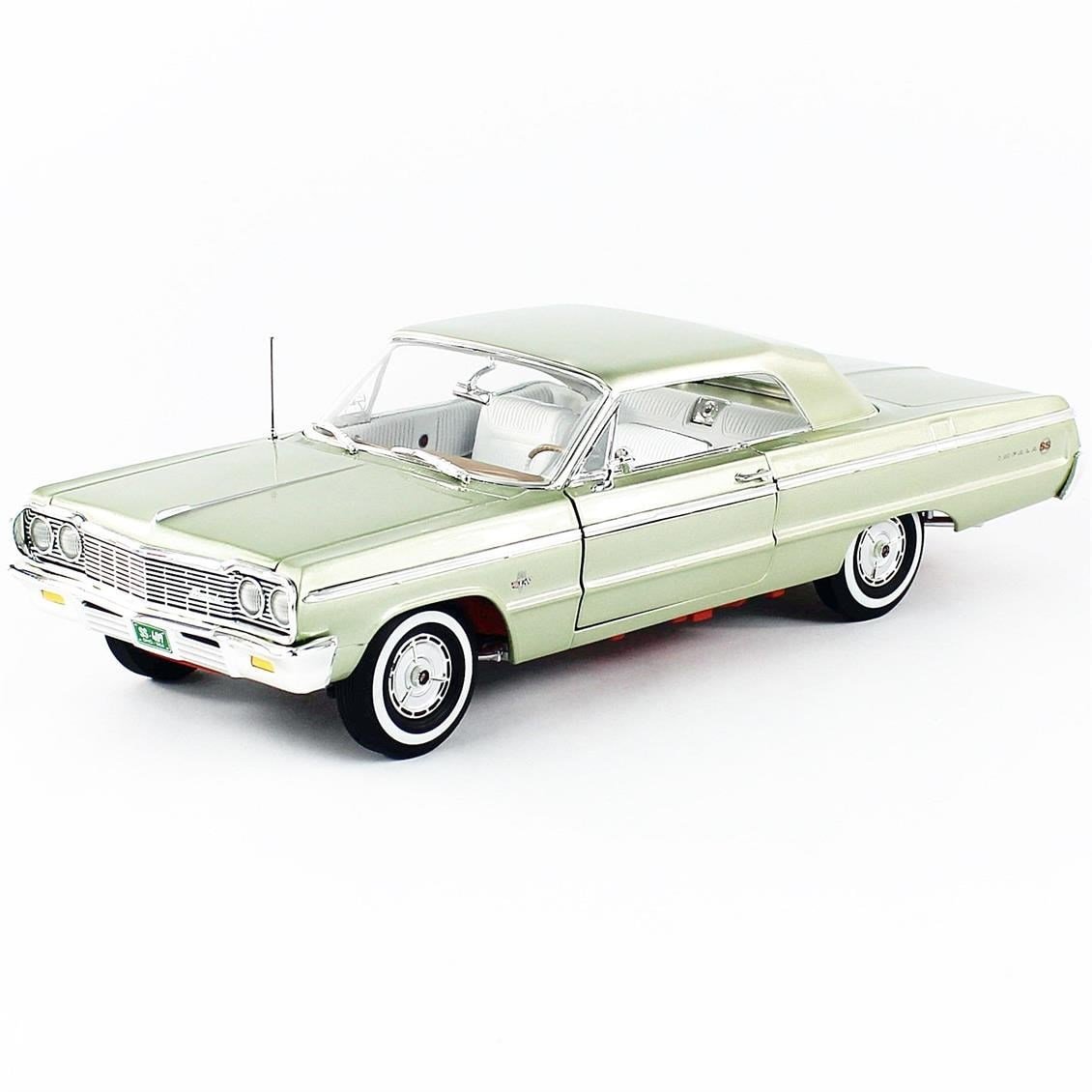 AutoWorld AMM1264 1/18 Ölçek, 1964 Chevy Impala SS 409, Meadow Green, Sergilemeye Hazır Metal Araba Modeli