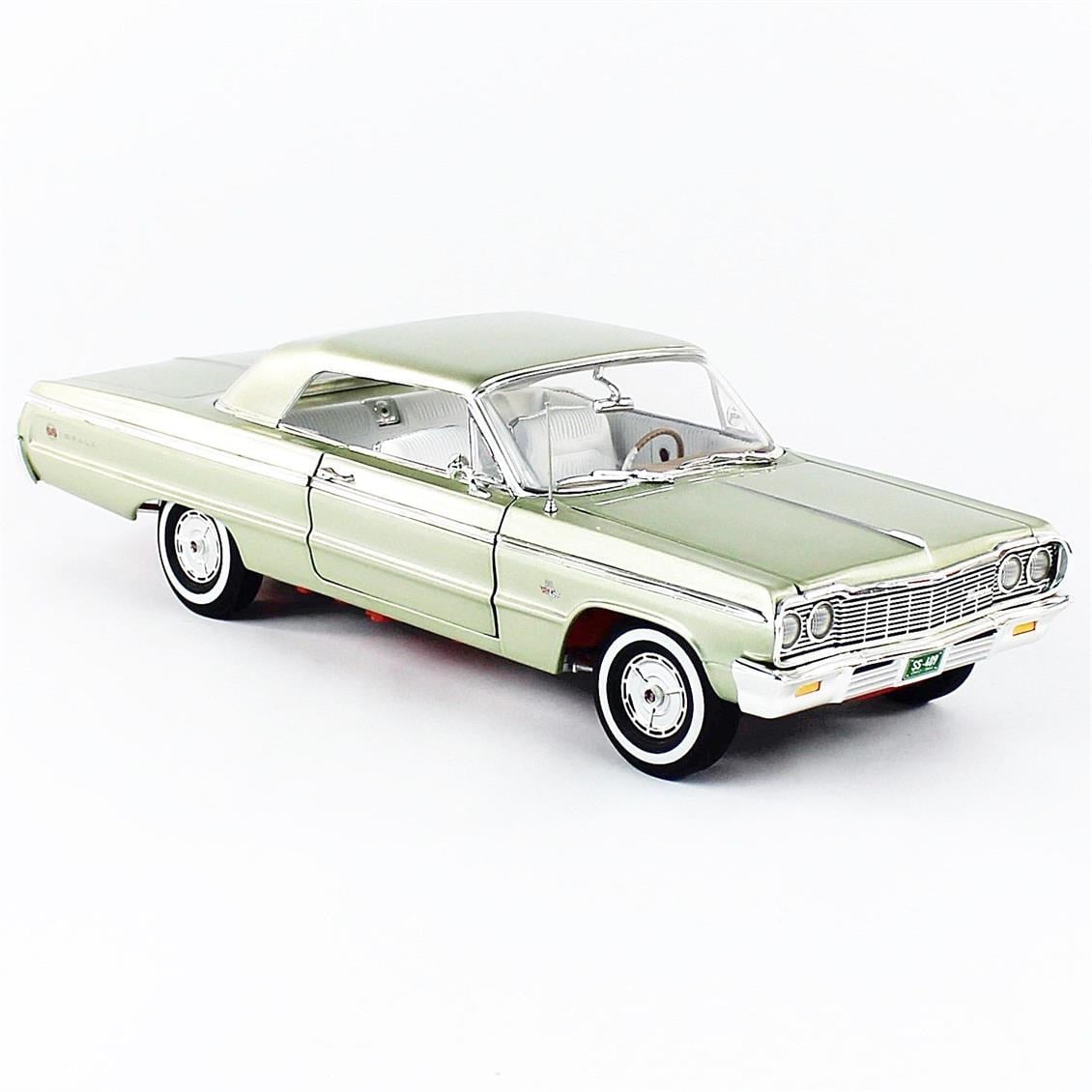 AutoWorld AMM1264 1/18 Ölçek, 1964 Chevy Impala SS 409, Meadow Green, Sergilemeye Hazır Metal Araba Modeli