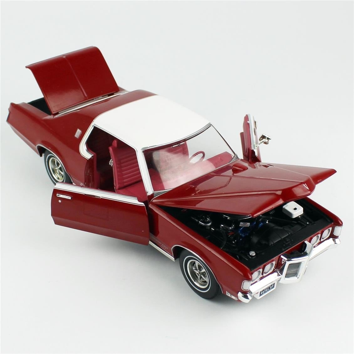 AutoWorld AMM1273 1/18 Ölçek,1969 Pontiac Grant Prix Roy Bobcat, Kırmızı, Sergilemeye Hazır Metal Araba Modeli