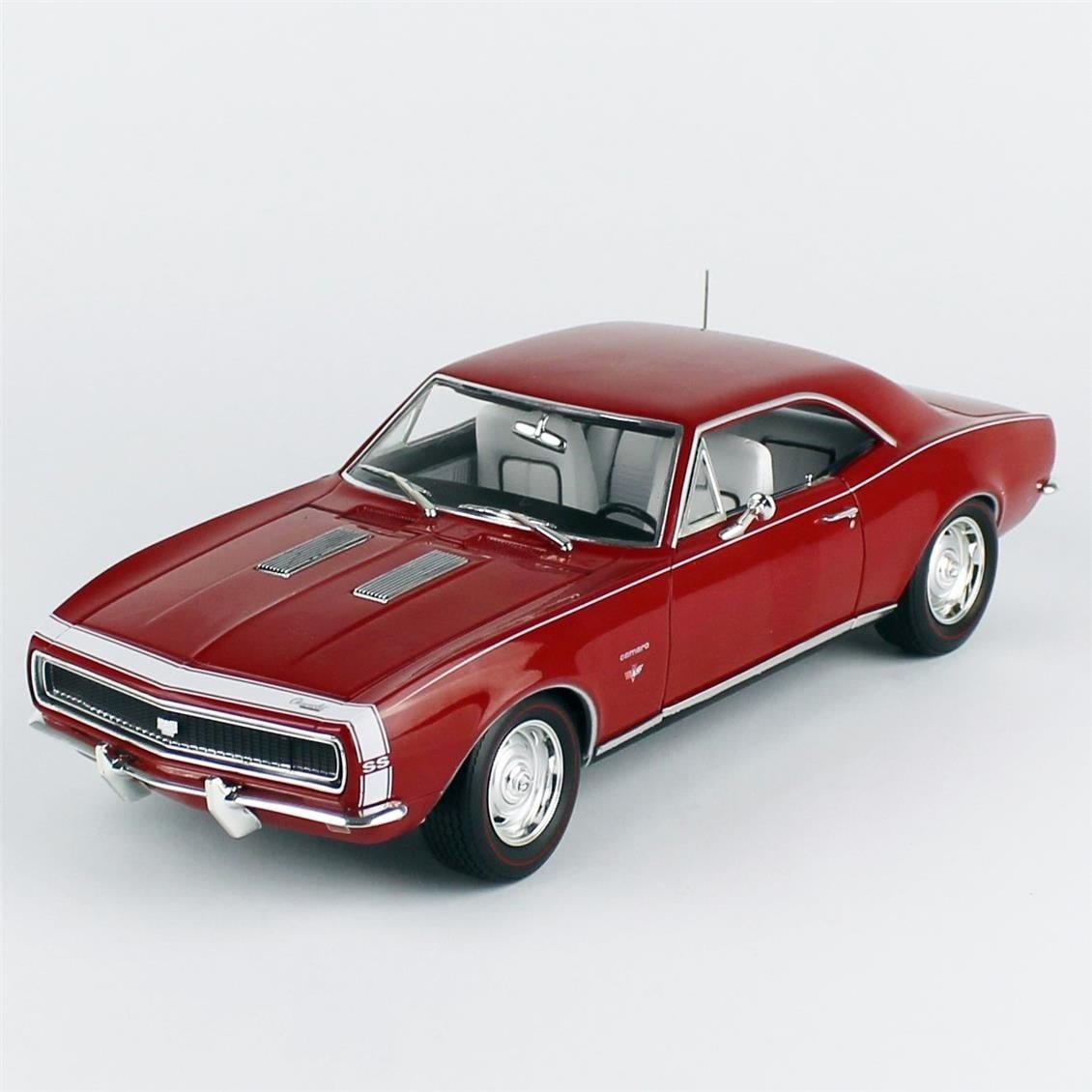AutoWorld AMM1288 1/18 Ölçek, 1967 Chevrolet Camaro SS/RS (Hemmings), Bolero Red, Sergilemeye Hazır Metal Araba Modeli