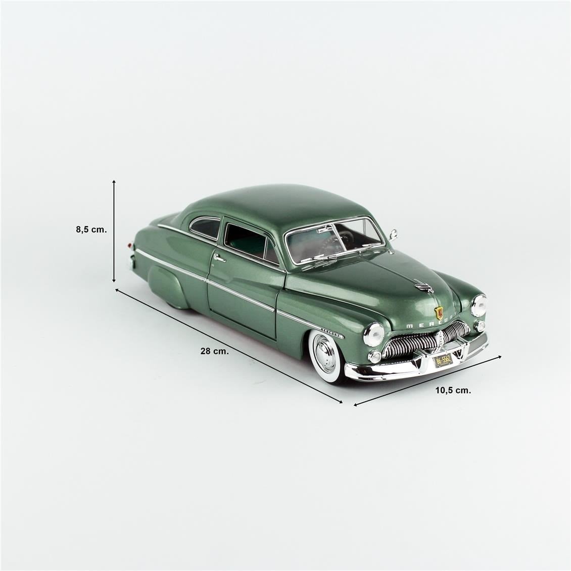 AutoWorld AW318 1/18 Ölçek, 1949 Mercury Eight Coupe, Berwick Green, Sergilemeye Hazır Metal Araba Modeli