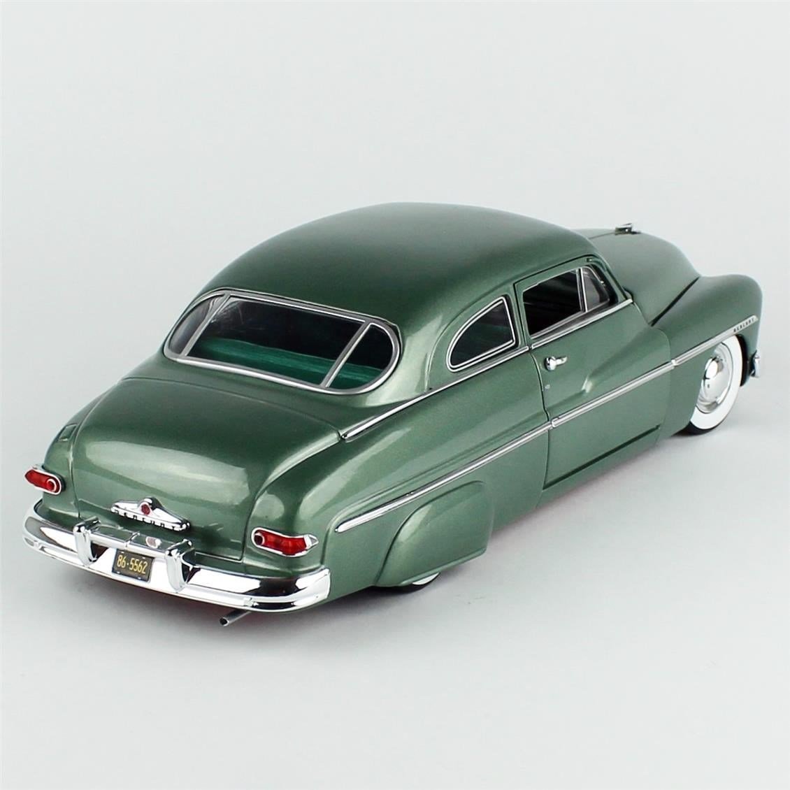 AutoWorld AW318 1/18 Ölçek, 1949 Mercury Eight Coupe, Berwick Green, Sergilemeye Hazır Metal Araba Modeli