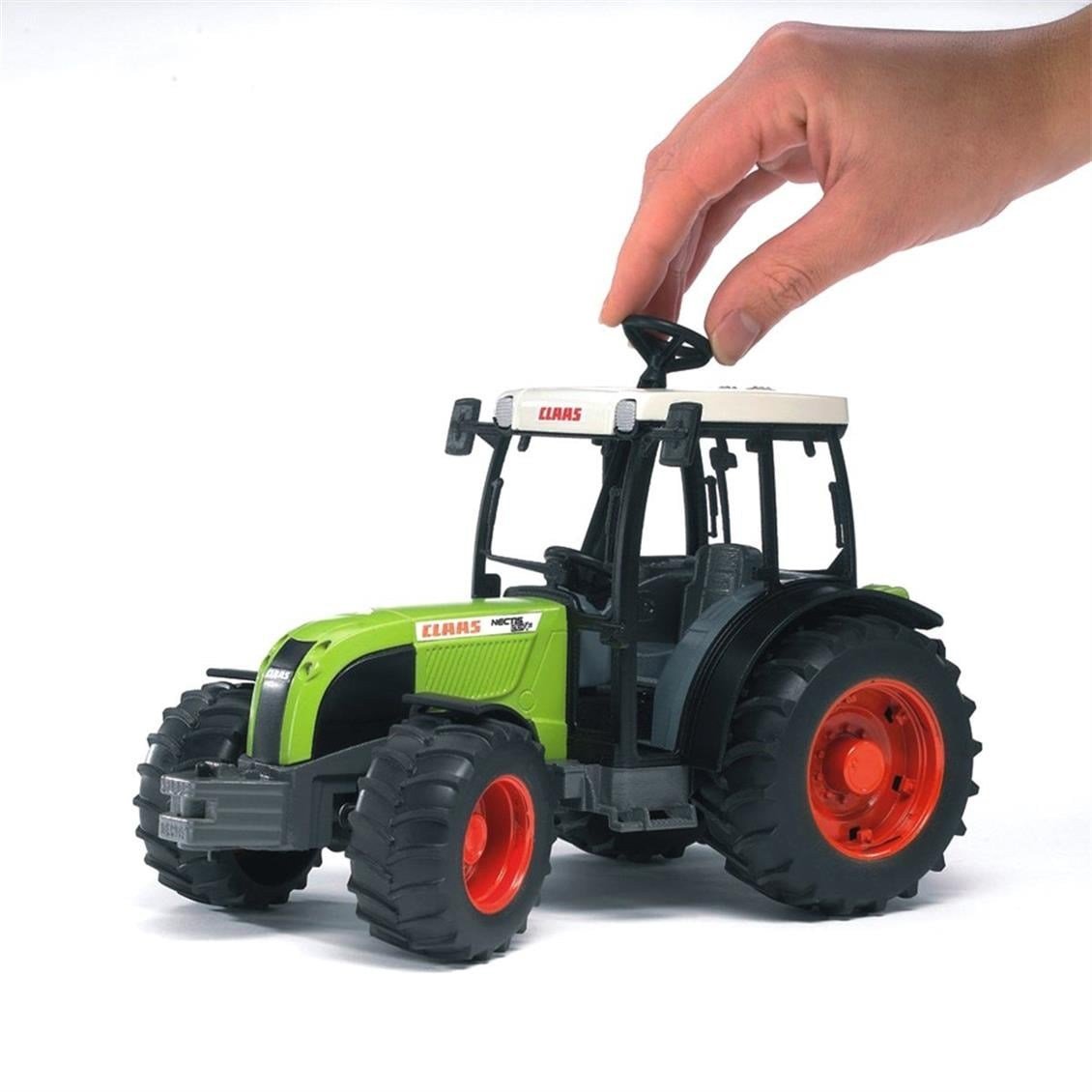 Bruder 02110 Claas Nectıs 267F Traktör