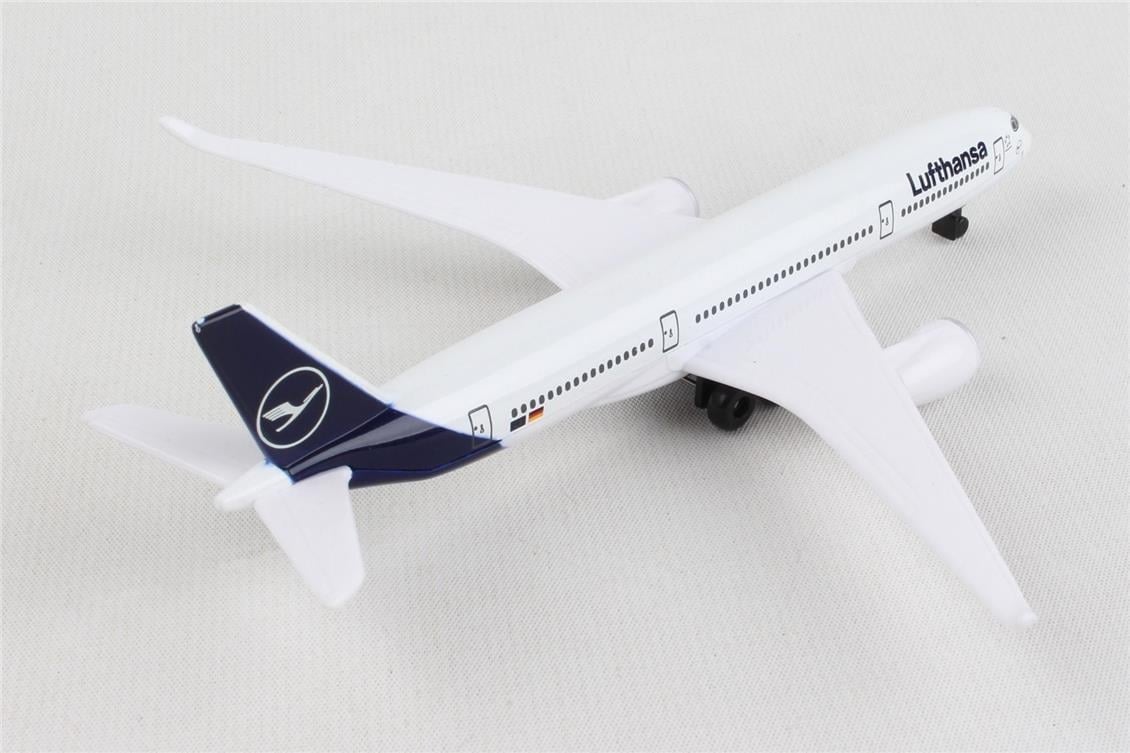 Daron 86RT-4134 Lufthansa Airbus A350, 12,5 cm. Metal Gövde, Plastik Kanatlar, Sergilemeye Hazır Model Yolcu Uçağı