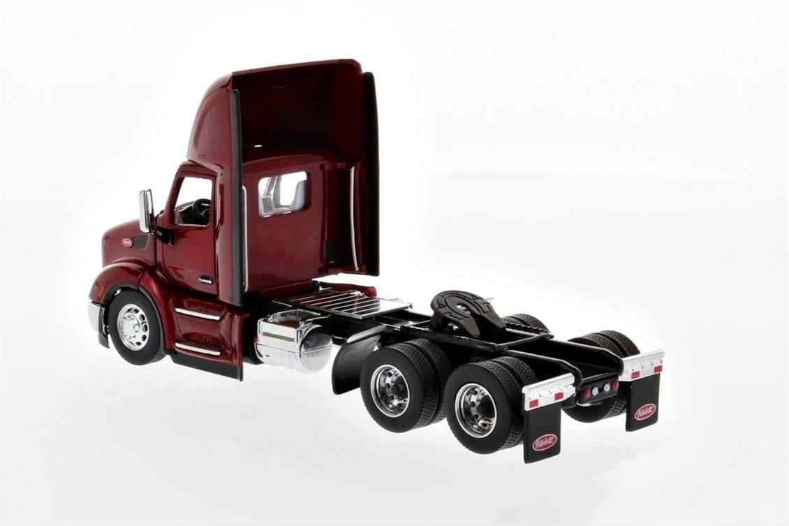 Diecast Masters 71068 1/50 Ölçek, Peterbilt 579 Çekici, Kırmızı, Sergilemeye Hazır Metal Model