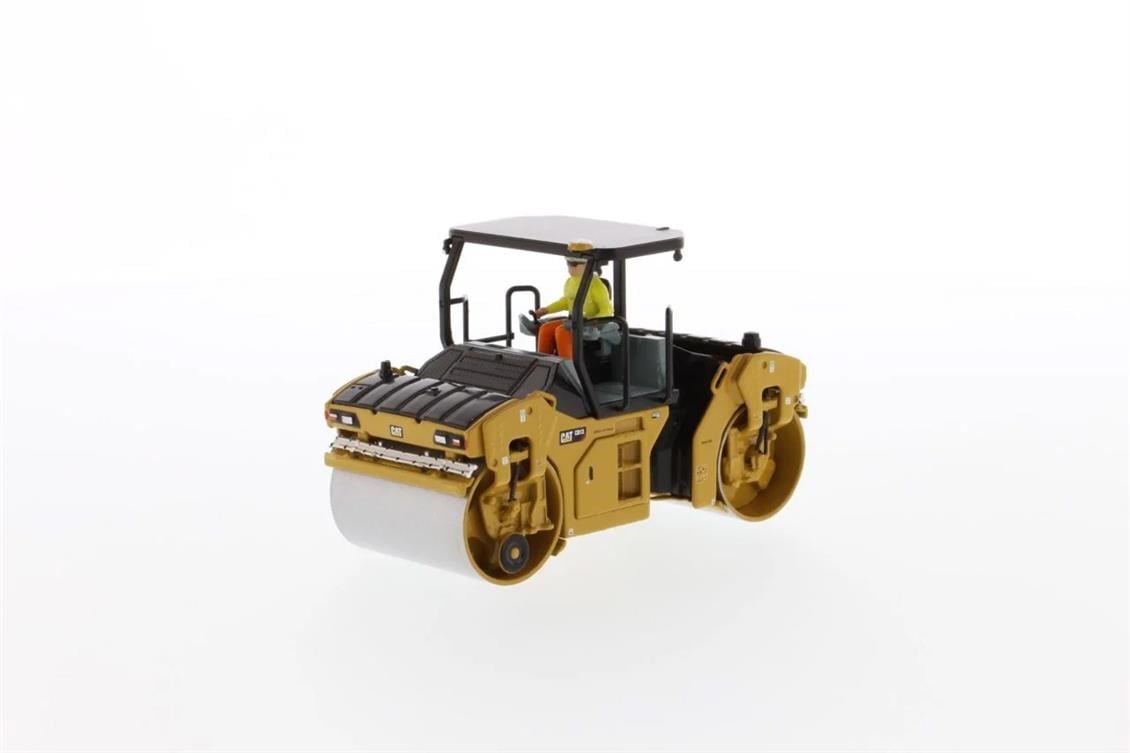 Diecast Masters 85630 1/64 Ölçek, Cat CB-13 Tandem Titreşimli ROPS Silindir, Sergilemeye Hazır Metal İş Makinası Modeli