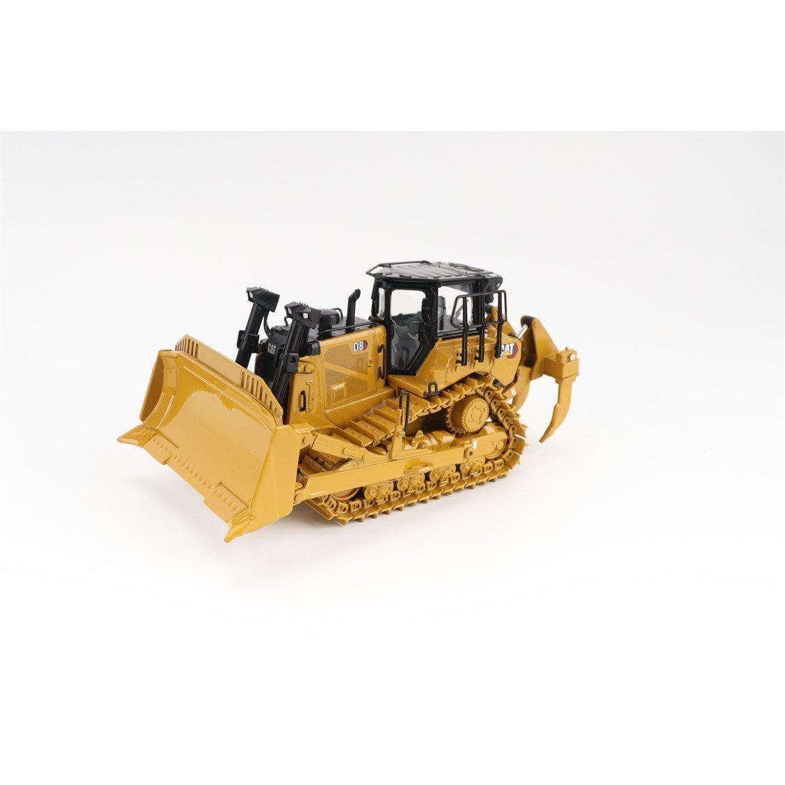 Diecast Masters 85757 1/50 Ölçek, Cat D8 Dozer (Standard Donanım), Sergilemeye Hazır Metal İş Makinası Modeli
