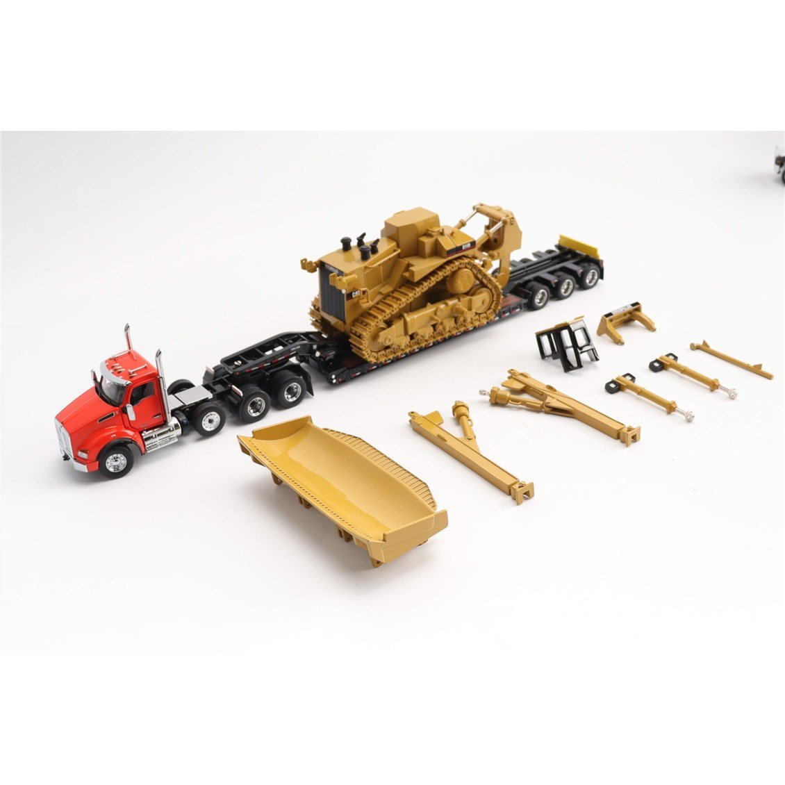 Diecast Masters 85787 1/50 Ölçek, Kenworth T880 Çekici, King TK120 Alçak Treyler Dorse ve Cat D11R Dozer, 3lü Set, Sergilemeye