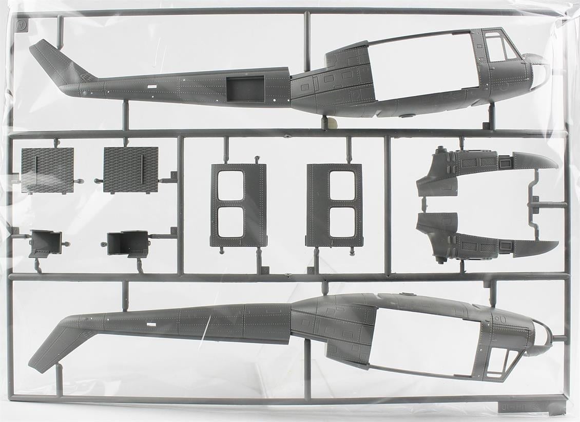 Dragon 3538 1/35 Ölçek, UH-1D Huey Helikopter Plastik Model Kiti