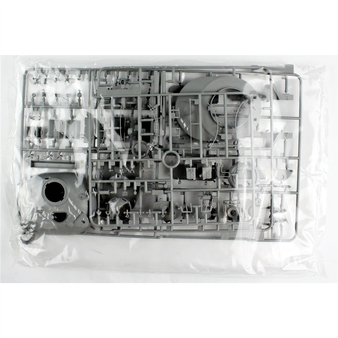 Dragon 3546 1/35 Ölçek, M48A3 Tankı Plastik Model Kiti