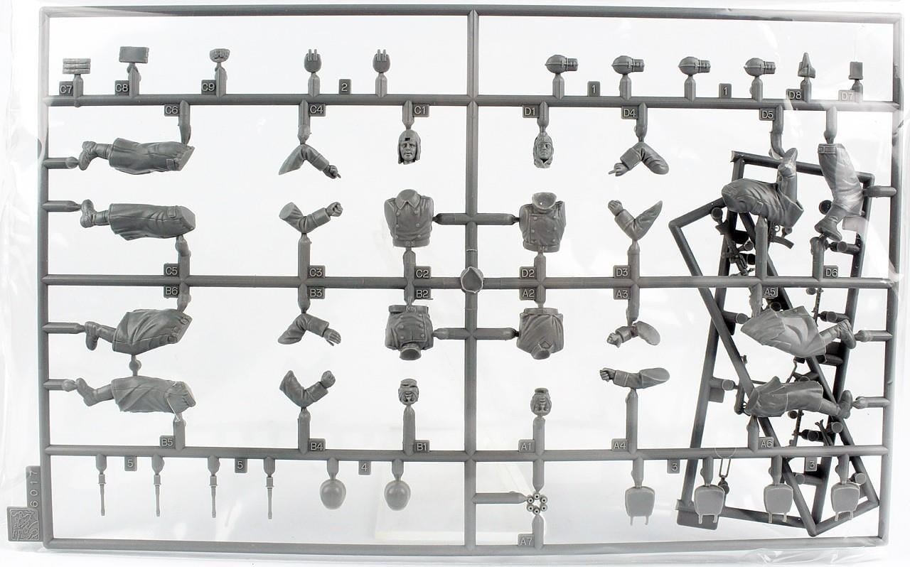 Dragon 6017 1/35 Ölçek, Alman 6.Ordu Askerleri, (Stalingard 1942/43) Figürleri Plastik Model Kiti