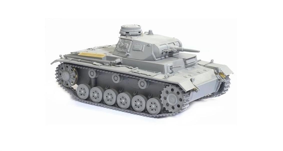 Dragon 6631 1/35 Ölçek, Pz.Kpfw.III Ausf.E (Fransa 1940) Tankı Plastik Model Kiti